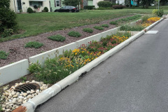 4-wall-behind-curb